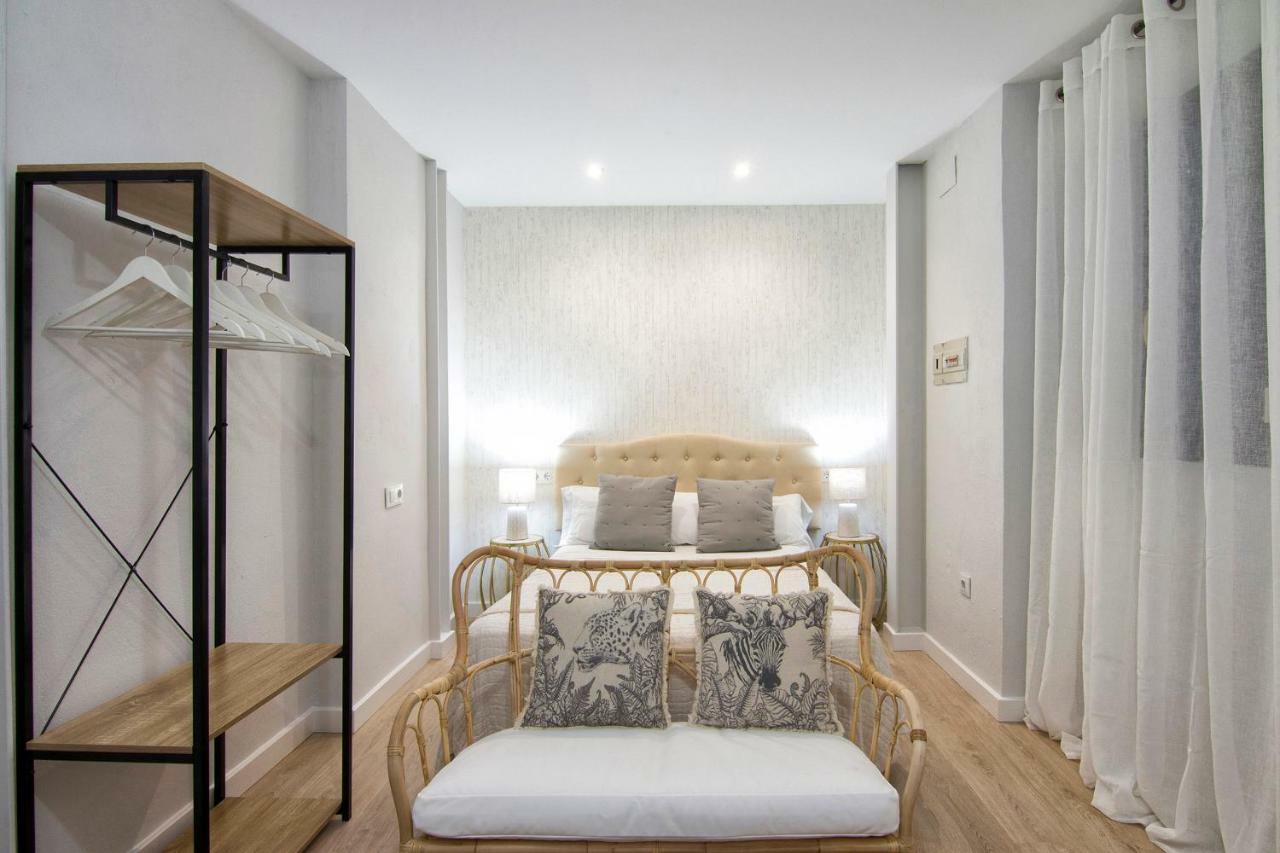 Apartamentos Los Lobos Granada Kültér fotó